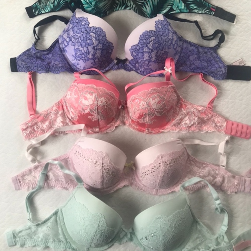 Victoria’s Secret 32DD bras